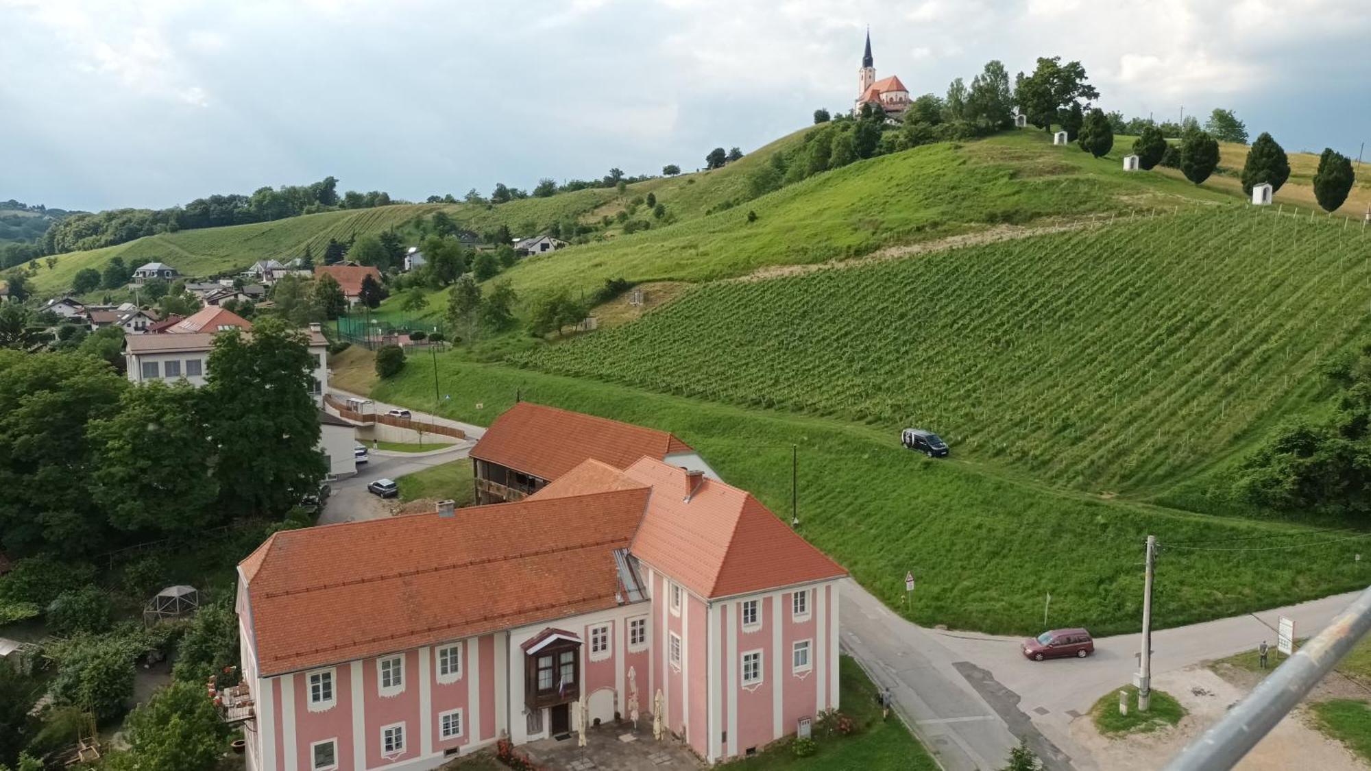 Rezidenca Sv. Peter Bed & Breakfast Malecnik Exterior photo